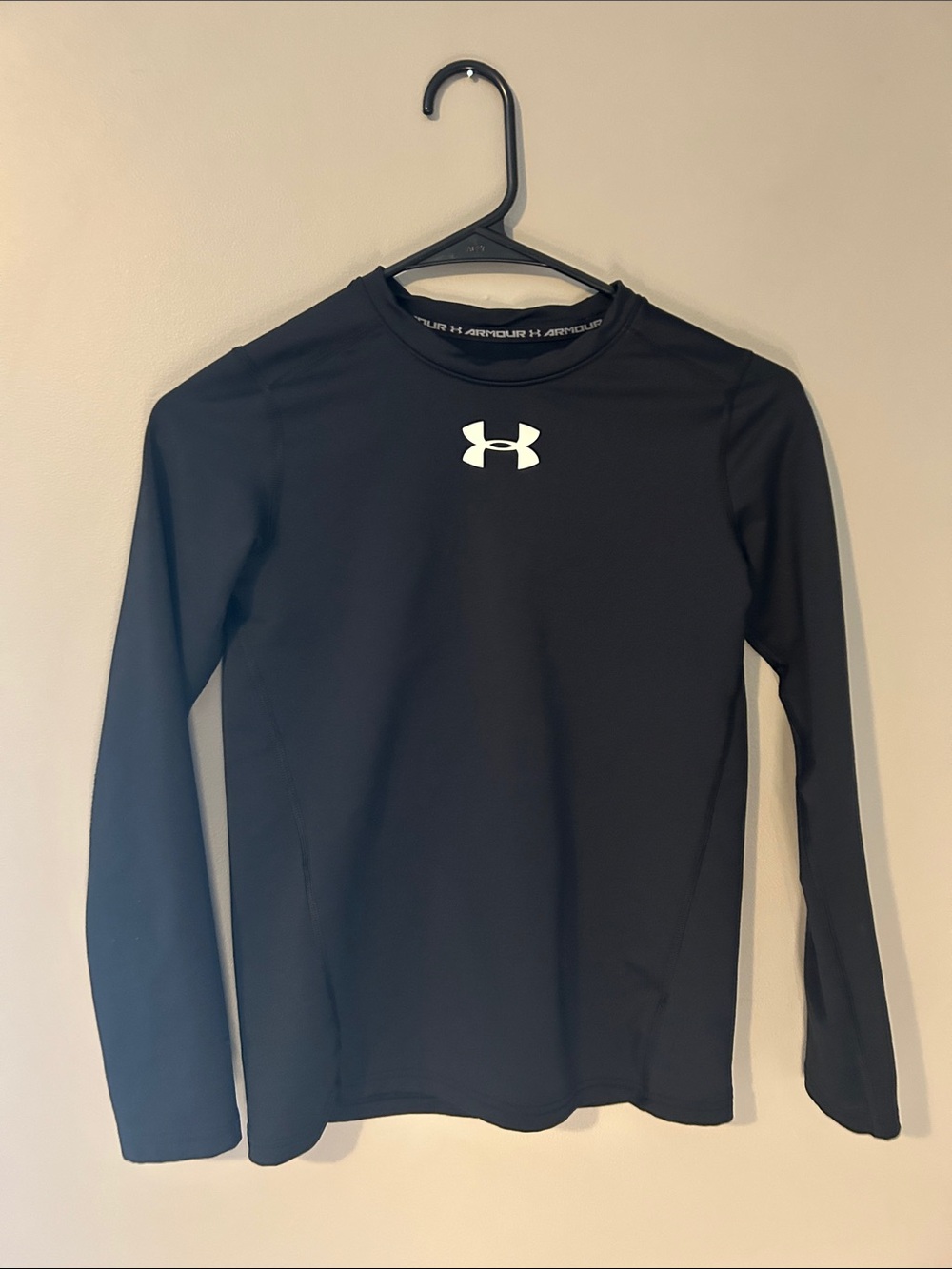 Under Armour Boy’s Large Black Long-Sleeve Training Top with White Logo